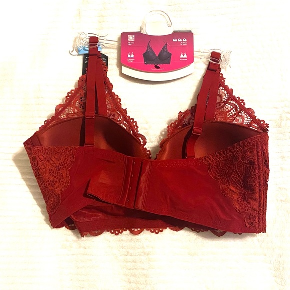 ✨ SALE NWT Wireless Comfort Convertible Lace Bra in Deep Red - Picture 3 of 8